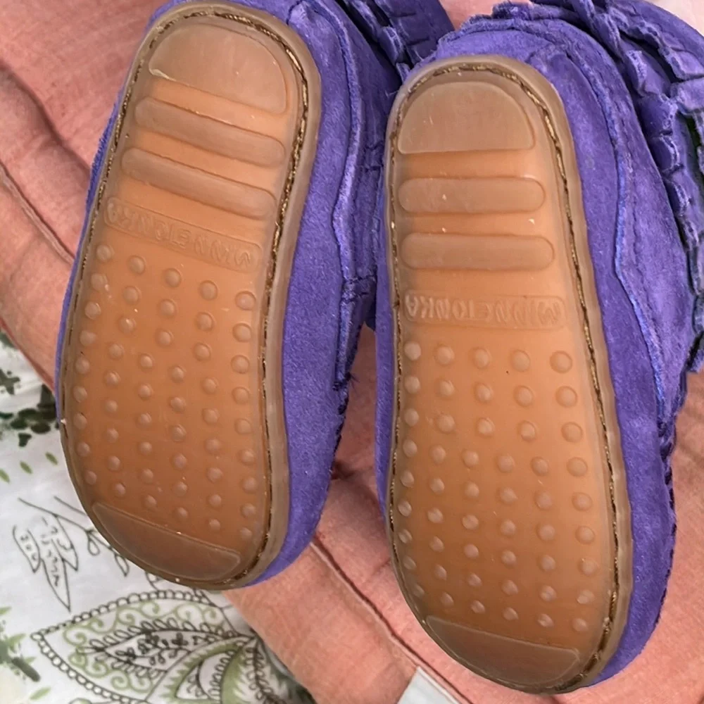 Minnetonka suede waterproof purple bootie mid high toddler 4